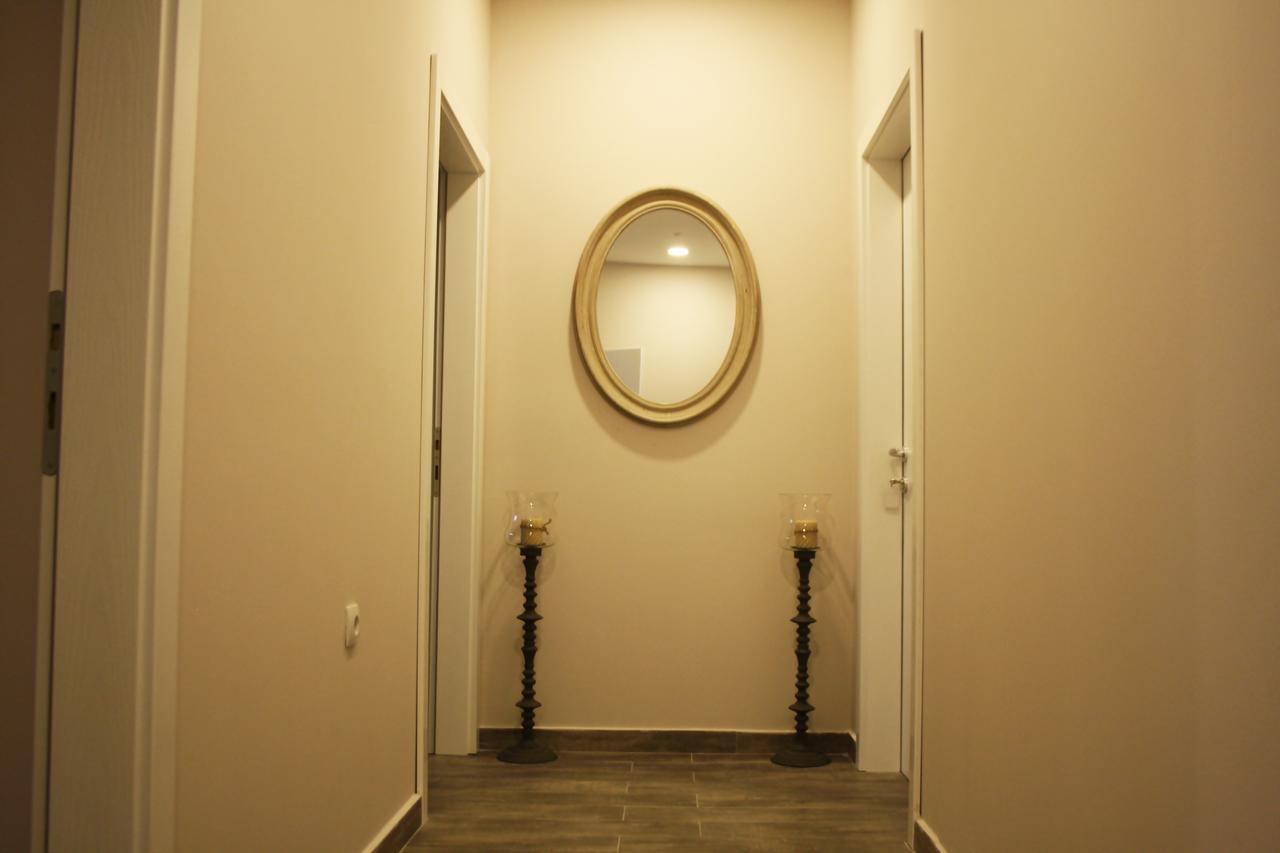Art Blue Apartments Ohrid Buitenkant foto